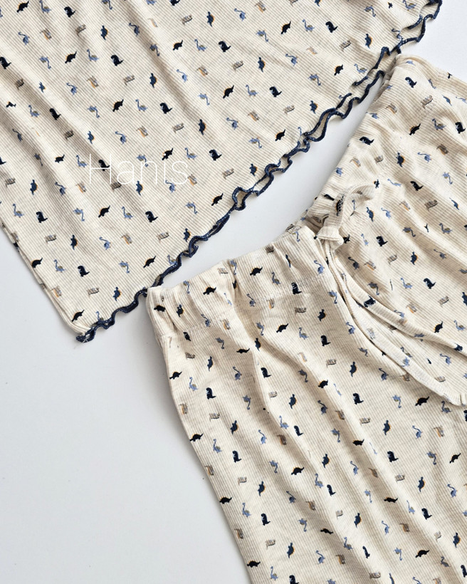 ست کراپ و شورتک کبریتی یقه هفت دکمهدار چیندار زنانه ZARA